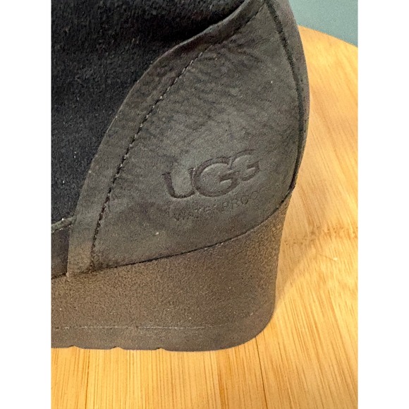 UGG Lakesider Zip Puff Black Waterproof Suede Wedge Boots 1103822 Womens 10 - Picture 3 of 8